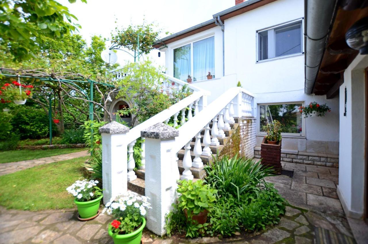 קאנפאנאר Apartment Amedea מראה חיצוני תמונה